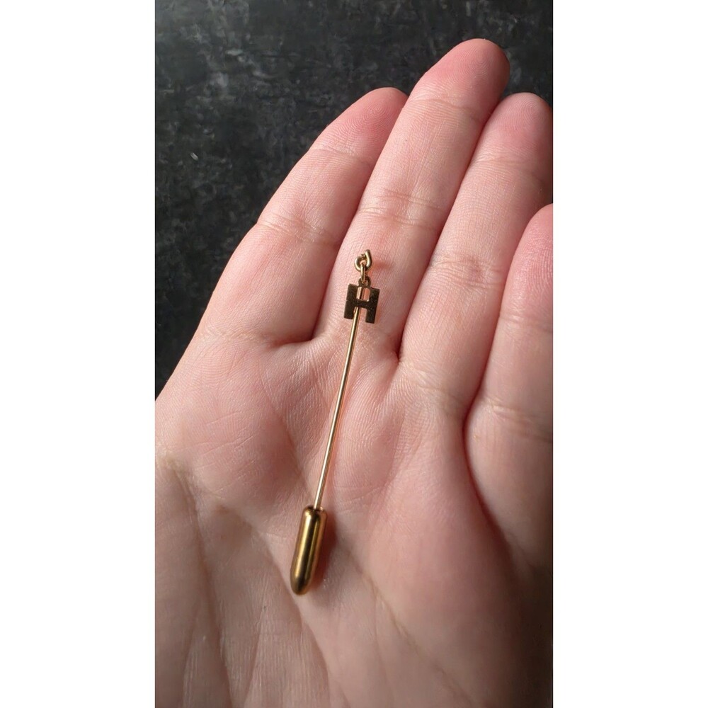Gold Tone Metal Dangling Initial H Charm Stick Pin Vintage